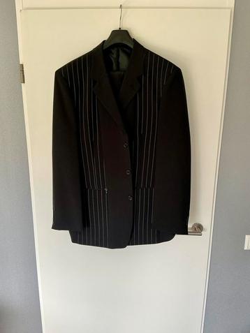 WEGGEVER: 2 delig kostuum | Nieuw nooit gedragen | Weg ermee beschikbaar voor biedingen