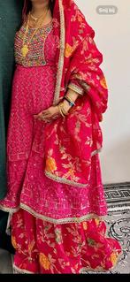 Hindoestaanse kleren, Kleding | Dames, Overige typen, Maat 42/44 (L), Ophalen of Verzenden, Zo goed als nieuw