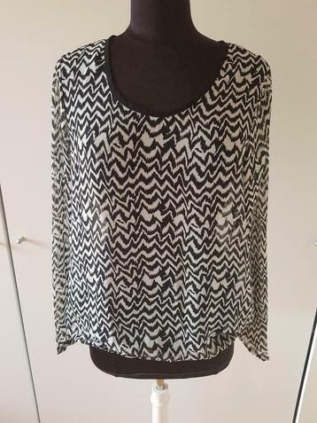 Zwart/witte Vila blouse met open rug - maat L ***zgan*** beschikbaar voor biedingen