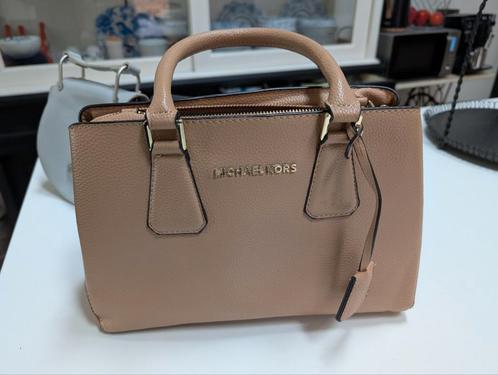 Prachtige, praktische, mooi afgewerkte ruime tas, Sieraden, Tassen en Uiterlijk, Tassen | Damestassen, Nieuw, Handtas, Beige, Ophalen of Verzenden
