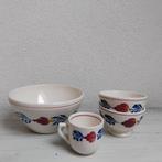 Boch boerenbont, groenteschaal, vlaschaaltjes, mocca kopje, Gebruikt, Ophalen of Verzenden, Bord(en), Aardewerk