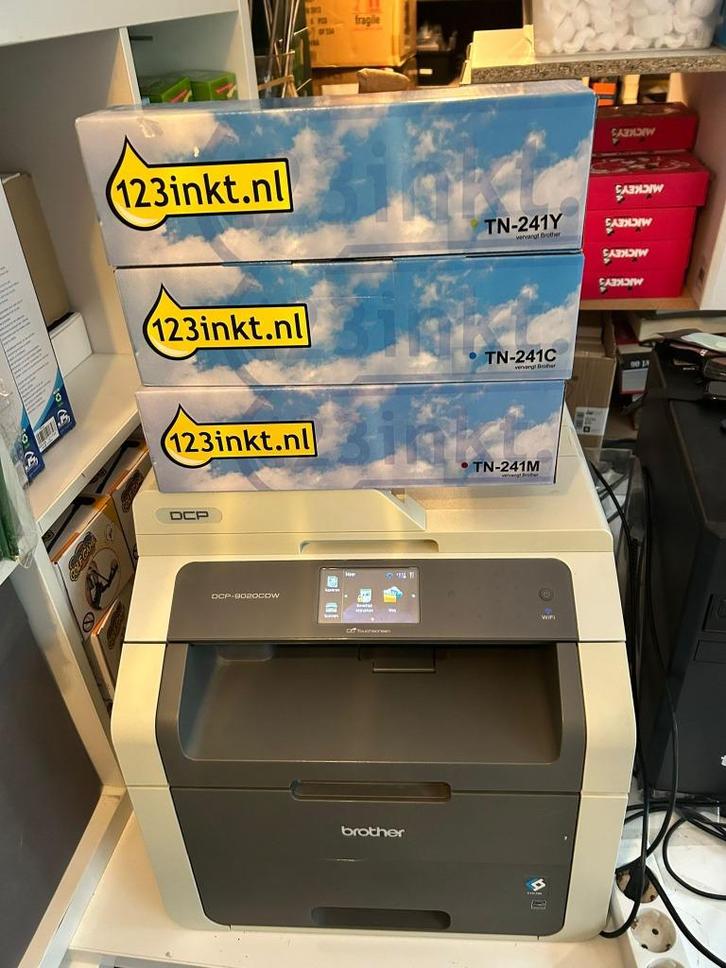 Brother DCP-9020CDW + 3 nieuwe toners, Computers en Software, Printers, Gebruikt, All-in-one, Laserprinter, Kleur printen, Kopieren