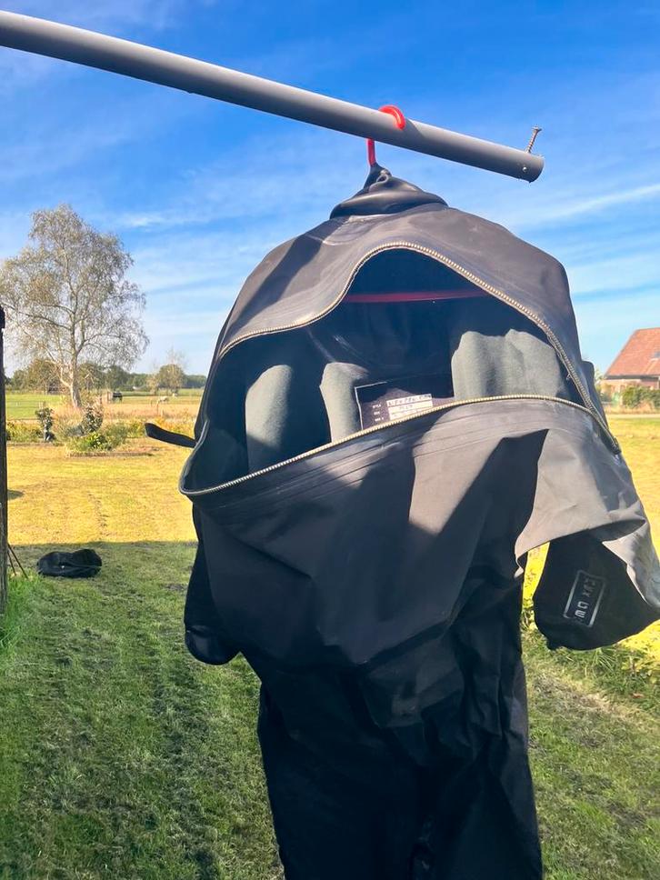 Te koop BARE NEX GEN droogpak maat M/long, Watersport en Boten, Duiken, Zo goed als nieuw, Duikpak, Ophalen of Verzenden