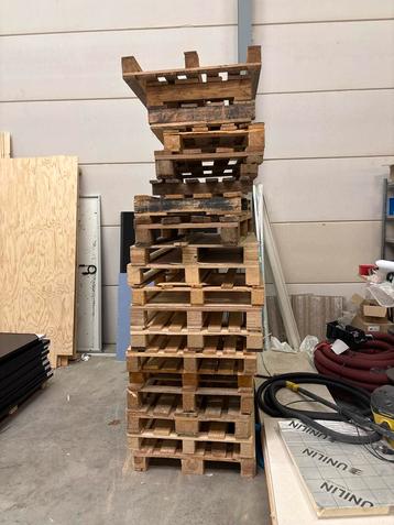 Houten Pallets - Stapel beschikbaar voor biedingen