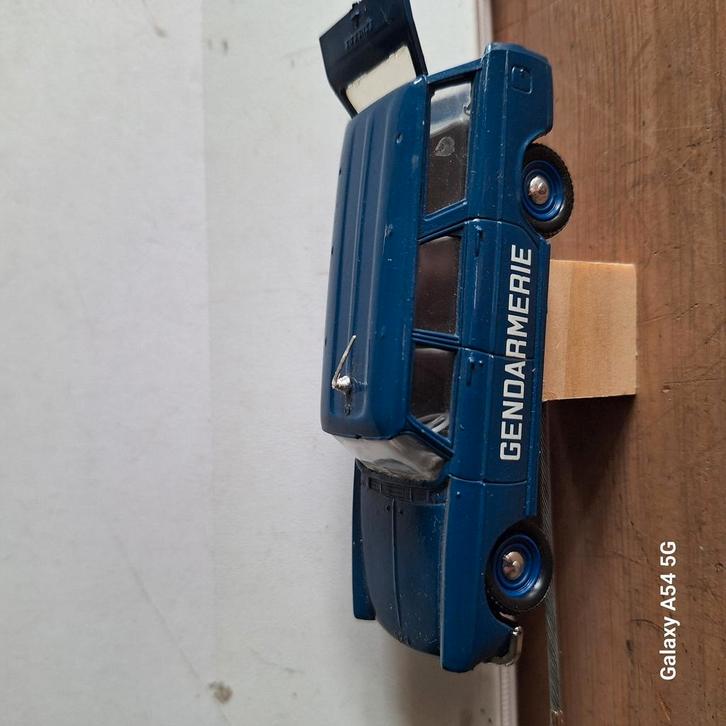 Peugeot 404 break., Hobby en Vrije tijd, Modelauto's | 1:24, Zo goed als nieuw, Verzenden