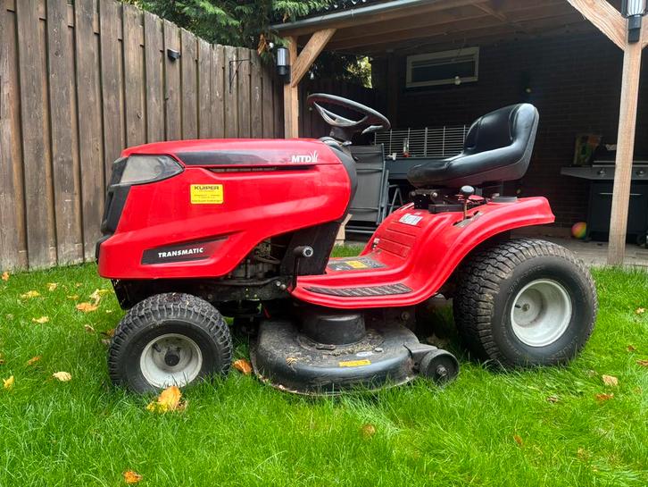 Zeer nette MTD 15.5PK B&S zitmaaier, Tuin en Terras, Zitmaaiers, Zo goed als nieuw, 90 tot 120 cm, Elektrische starter, Mulchfunctie