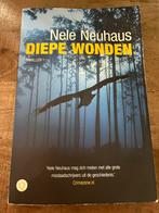 Diepe wonden Nele Neuhaus, Ophalen of Verzenden, Zo goed als nieuw