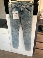 G-star spijkerbroek mt 30/32 heel klein prijsje, Kleding | Dames, Ophalen of Verzenden, Gedragen