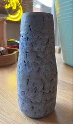 Mooie blauwe vaas van Mobach, Huis en Inrichting, Ophalen, Gebruikt, Blauw, Aardewerk of Porselein