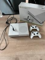 Xbox one S 1TB + 2 controllers, Spelcomputers en Games, Spelcomputers | Xbox One, Ophalen, Met 2 controllers, Xbox One S, Zo goed als nieuw