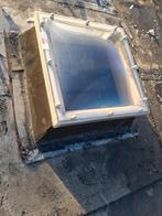 Openslaande lichtkoepel met opstand 800x800., Doe-het-zelf en Verbouw, Glas en Ramen, Ophalen, Gebruikt, Dakraam, 160 cm of meer