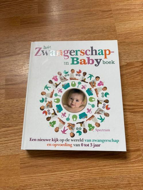 Nikki Sims - Het zwangerschap- en babyboek, Boeken, Kinderboeken | Baby's en Peuters, Zo goed als nieuw, Ophalen of Verzenden