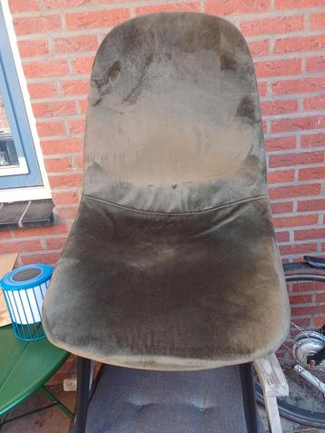 3 eetkamerstoelen groen en zwart