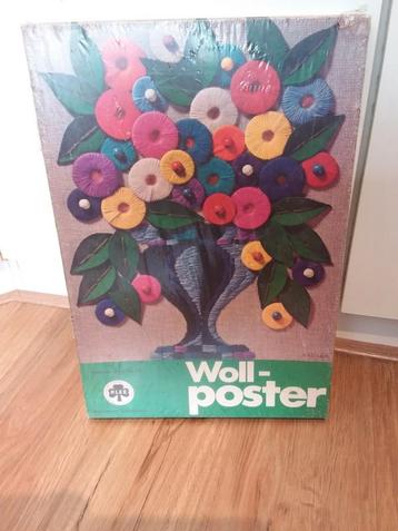 Wol poster van 48x60cm nieuw in doos retro vintage  beschikbaar voor biedingen