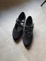 Zo goed als nieuwe zwarte suède schoenen. Gabor, maat 7., Kleding | Dames, Schoenen, Ophalen of Verzenden, Gabor, Schoenen met lage hakken