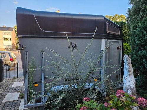 Hotra elegance 1,5 paards trailer, Dieren en Toebehoren, Paarden en Pony's | Trailers en Aanhangwagens, Gebruikt, 1½-paards trailer