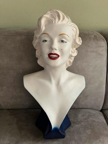 Oud Gipsen Marilyn Monroe Beeld beschikbaar voor biedingen