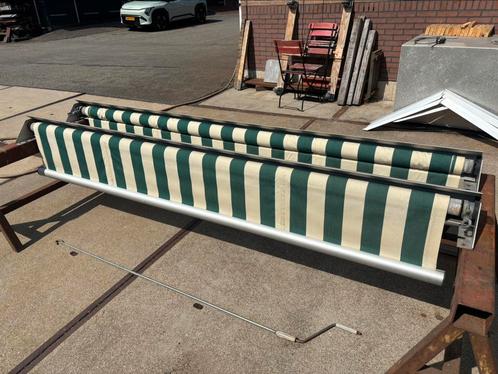 Uitval Zonnescherm Elektrisch Zonneschermen VARIK, Tuin en Terras, Zonneschermen, Gebruikt, Uitvalscherm, Minder dan 150 cm, 250 cm tot 450 cm