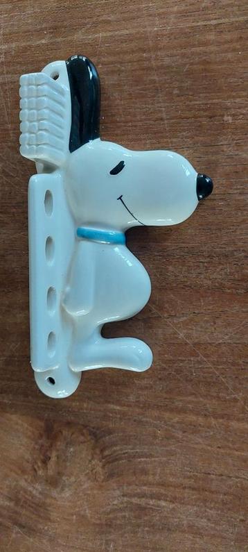 Vintage Snoopy Tandenborstelhouder beschikbaar voor biedingen