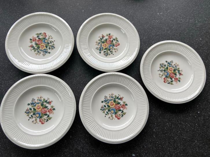Wedgwood Conway Petit Four schaaltjes als nieuw 5 stuks, Antiek en Kunst, Antiek | Servies los, Ophalen of Verzenden