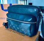 Louis Vuitton Messenger outdoor bag tas schoudertas, Ophalen of Verzenden, Nieuw, Zwart