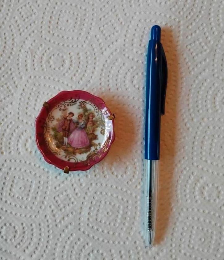 Limoges bordje - Miniatuur., Antiek en Kunst, Antiek | Porselein, Ophalen of Verzenden