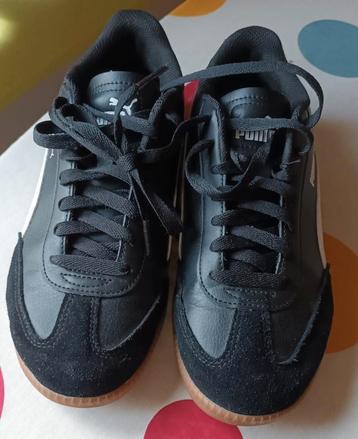 PUMA SNEAKERS ZWART, MAAT 40 beschikbaar voor biedingen