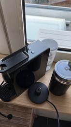 Nespresso apparaat met melkopschuimer, Witgoed en Apparatuur, Koffiezetapparaten, Ophalen of Verzenden, Zo goed als nieuw, Espresso apparaat