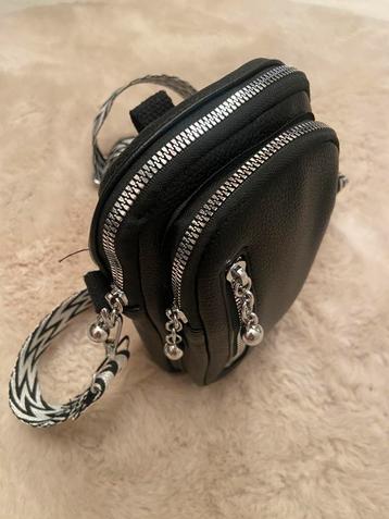 Stijlvolle trendy nieuwe tas crossbody beschikbaar voor biedingen