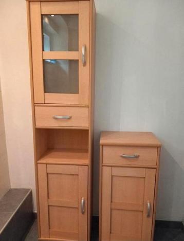 2 Leenbakker badkamer kasten hout fineer >staat in Eindhoven beschikbaar voor biedingen
