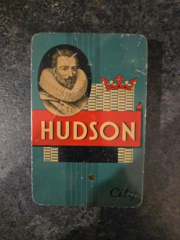 Oud Hudson City blikje beschikbaar voor biedingen