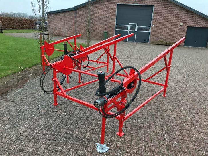 Aanvoertafel stammentafel zaagkloofmachine hakki pilke, Tuin en Terras, Haardhout, Ophalen