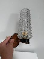 Vintage wandlampje met figuurglas jaren 60, Ophalen of Verzenden, Gebruikt, Glas, Vintage retro jaren 50 60