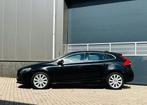 Volvo V40 1.6 D2 Momentum bj.2013 Pano|Navi|Camera|Nap, Voorwielaandrijving, Euro 5, 28 km/l, Gebruikt