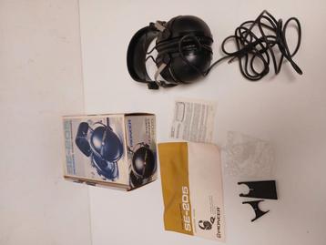 Vintage pioneer SE-205 hoofdtelefoon met manual en doos beschikbaar voor biedingen