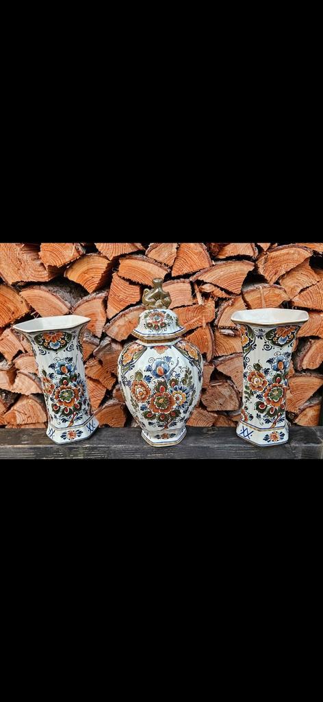 Delfts Polychroom Kaststel nieuwstaat, Antiek en Kunst, Antiek | Vazen, Ophalen of Verzenden