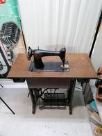 Vintage Singer naaimachine met gietijzeren onderstel, Ophalen