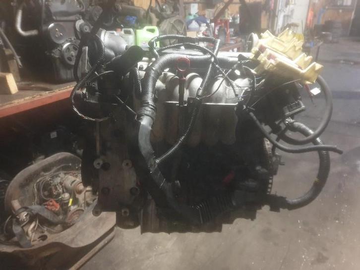 Motor Volvo S60 I (RS/HV) (2000-07/2010-04) b5244s2, Auto-onderdelen, Motor en Toebehoren, Volvo, Gebruikt