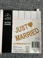 Just Married Glitter Slinger - Villa Volance, Hobby en Vrije tijd, Feestartikelen, Ophalen of Verzenden, Nieuw, Versiering, Geboorte of Huwelijk