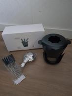 Een nieuwe Gietijzeren Fondueset., Witgoed en Apparatuur, Fonduesets, Ophalen of Verzenden, Nieuw, Brander, Fondueset
