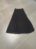 Iz Naiz plissé rok.  Nieuw met kaartje., Maat 38/40 (M), Verzenden, Zwart, Onder de knie
