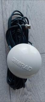 Simrad gps antenne (gps 5).
10 mtr kabel., Ophalen of Verzenden, Zo goed als nieuw, Gps of Kompas