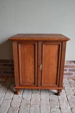 Prachtig strak antiek eiken houten Art Deco kastje, dressoir, Verzenden