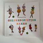 Annemarie Arts - Gelukspoppetjes haken, Breien en Haken, Ophalen of Verzenden, Zo goed als nieuw, Geschikt voor kinderen
