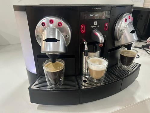 Nespresso Gemini PRO koffiemachine inclusief koffiepads, Witgoed en Apparatuur, Koffiezetapparaten, Gebruikt, Koffiepads en cups