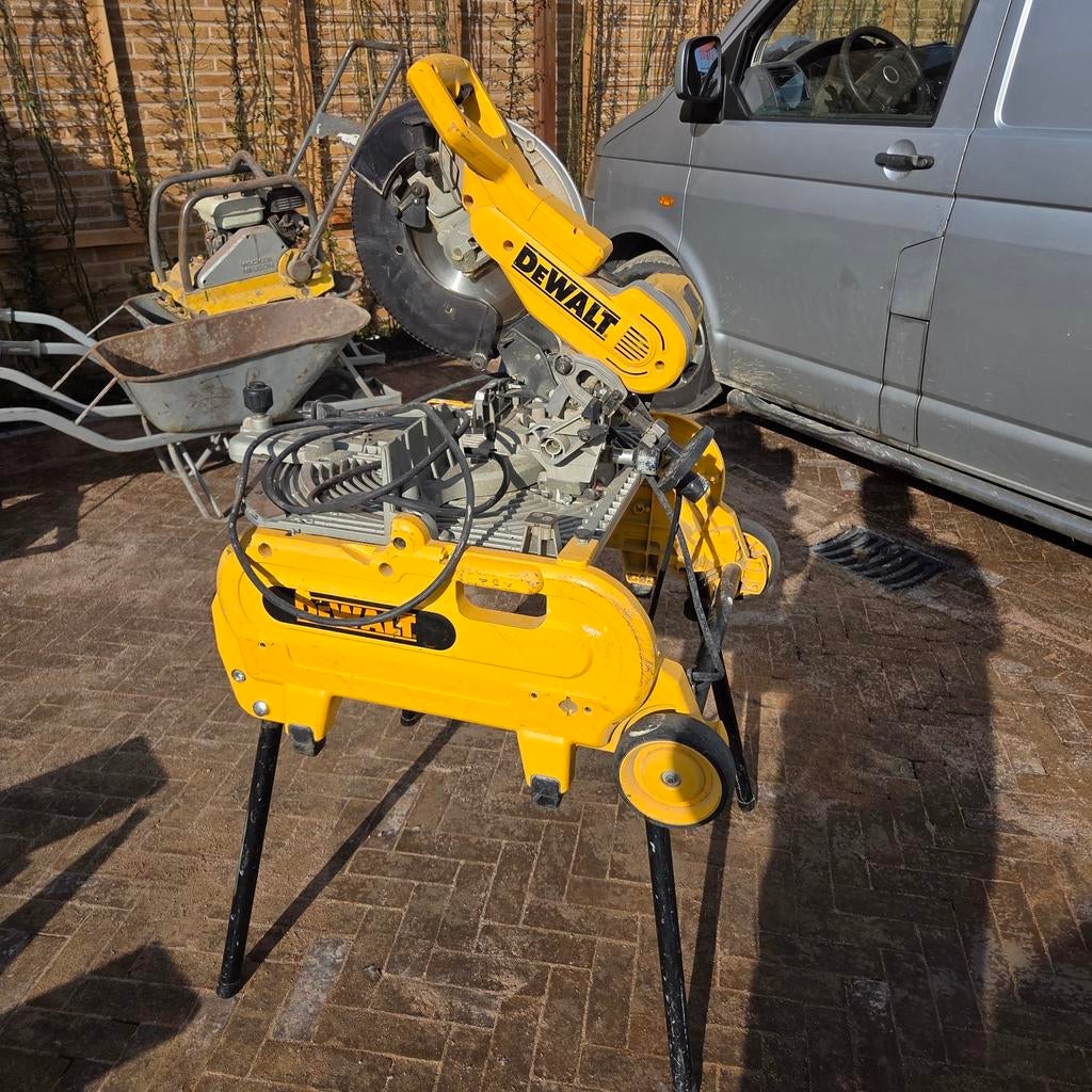 DeWalt D27107-Q5 Zaagtafel, Gebruikt, DeWalt, 70 mm of meer, Ophalen of Verzenden
