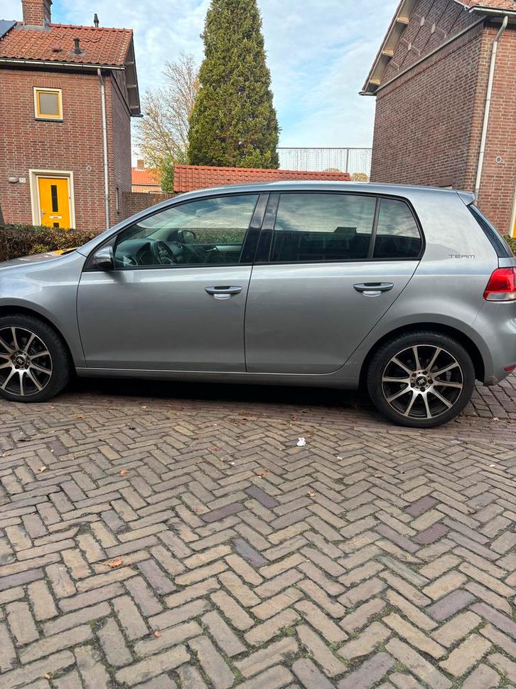 Volkswagen Golf 1.2 TSI 77KW DSG 2010 Grijs, Auto's, Volkswagen, Particulier, Golf, 360° camera, ABS, Alarm, Autonomous Driving