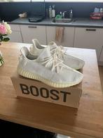 Yeezy 350 V2 triple white, Ophalen of Verzenden, Zo goed als nieuw, Wit