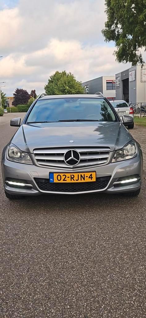 Mercedes-Benz C-Klasse C180 BE Estate Aut7 2011 Grijs, Auto's, Mercedes-Benz, Particulier, C-Klasse, ABS, Airbags, Airconditioning