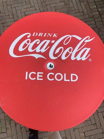 Coca-Cola Coolbar – koelbox, bartafel en bijzettafel in één! beschikbaar voor biedingen